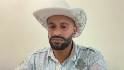 AdonisGenghis live cam on Cam4