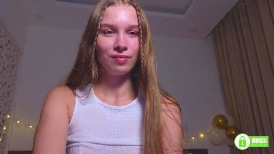 Adorielle live cam on Cam4