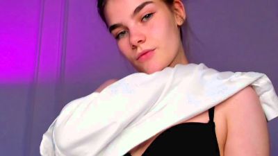 Adrialii live cam on Cam4