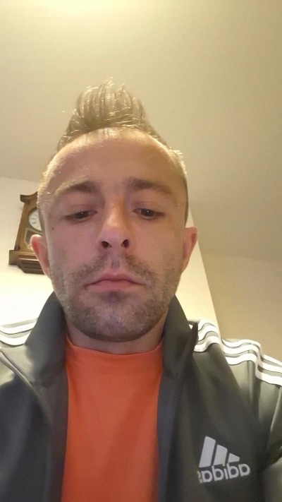 Adrian26pl live cam on Cam4