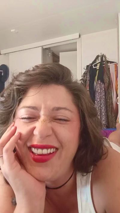 Adrianafernan live cam on Cam4