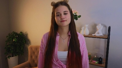 AdriannaMann live cam on Cam4