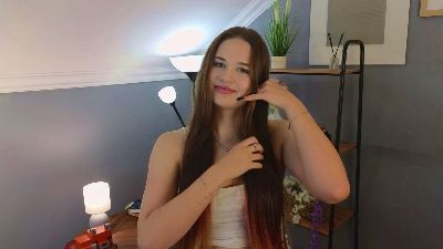 AdriannaMann live cam on Cam4