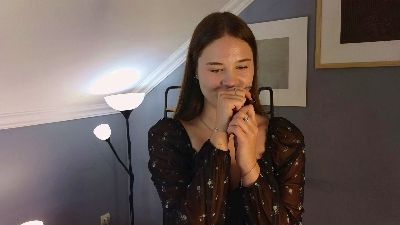 AdriannaMann live cam on Cam4