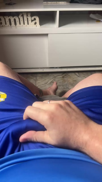 AdrianoSaoPaulo live cam on Cam4