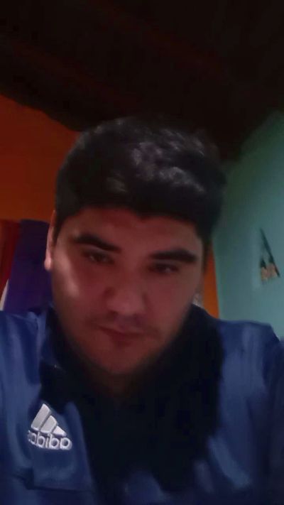 Adritoledo live cam on Cam4