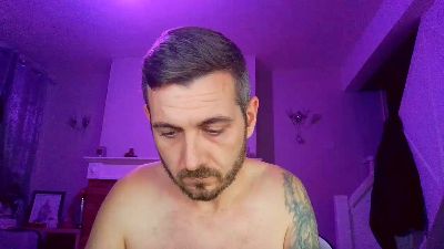 Adz6969 live cam on Cam4