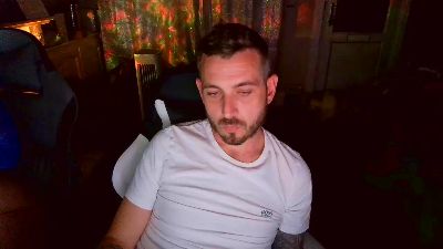 Adz6969 live cam on Cam4