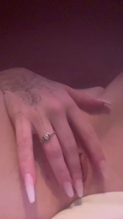 Ael0ria_x live cam on Cam4