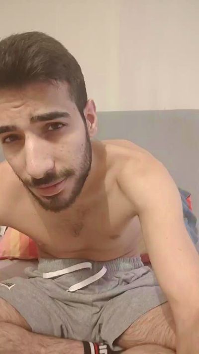 Aerd95 live cam on Cam4