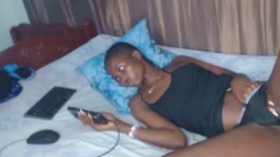 Afrikana_slim live cam on Cam4