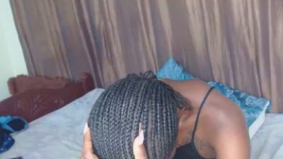 Afrikana_slim live cam on Cam4