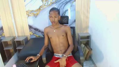 AfroWayuuu live cam on Cam4