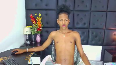 AfroWayuuu live cam on Cam4