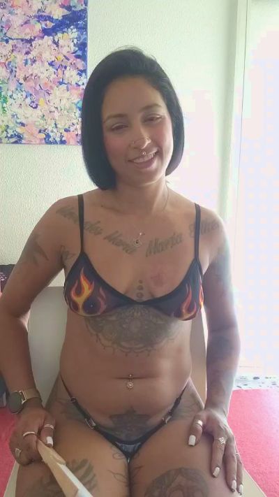 AfroditaTattoo live cam on Cam4