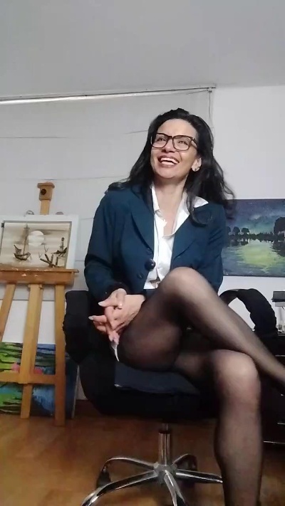 Afroditarggenis live cam on Cam4