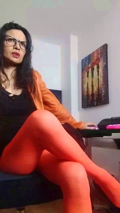 Afroditarggenis live cam on Cam4