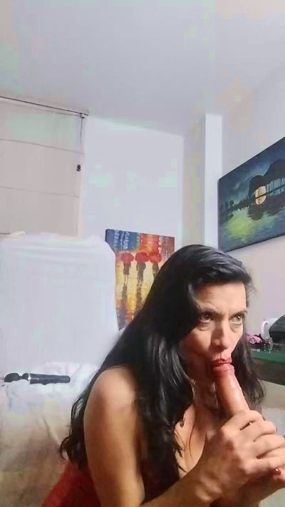 Afroditarggenis live cam on Cam4