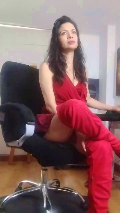 Afroditarggenis live cam on Cam4