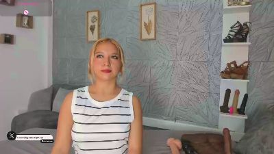 AgataDelphine live cam on Cam4