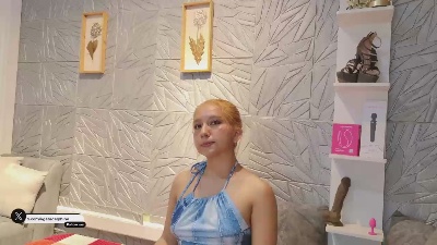 AgataDelphine live cam on Cam4