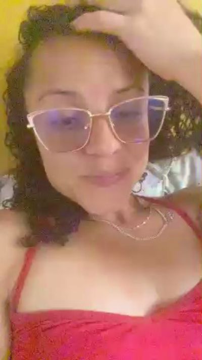 AgataHot1 live cam on Cam4
