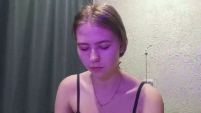 AgathaDanes live cam on Cam4