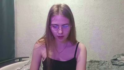 AgathaDanes live cam on Cam4