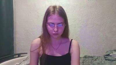 AgathaDanes live cam on Cam4