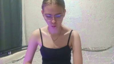 AgathaDanes live cam on Cam4