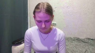 AgathaDanes live cam on Cam4