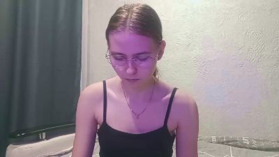 AgathaDanes live cam on Cam4