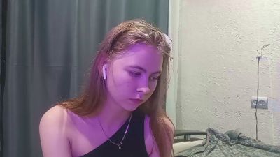 AgathaDanes live cam on Cam4