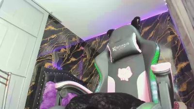 Agatha_croW live cam on Cam4