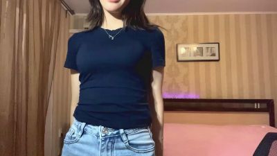 AgnusGraser live cam on Cam4