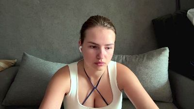 AgnusPater live cam on Cam4