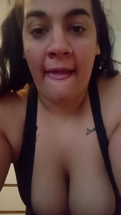 Agustinacolomb0 live cam on Cam4