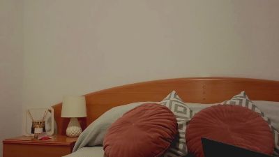 Agustinalatina live cam on Cam4