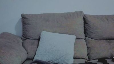 Agustinalatina live cam on Cam4