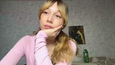 AikoLeingang live cam on Cam4