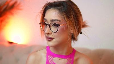 AileenKiss live cam on Cam4