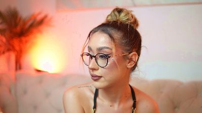 AileenKiss live cam on Cam4