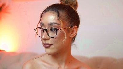 AileenKiss live cam on Cam4