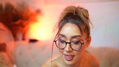 AileenKiss live cam on Cam4
