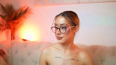 AileenKiss live cam on Cam4