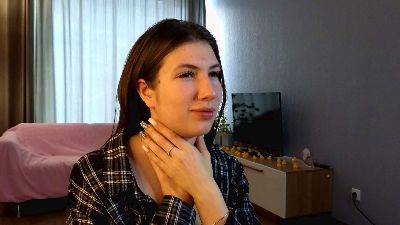 AileneHoldt live cam on Cam4
