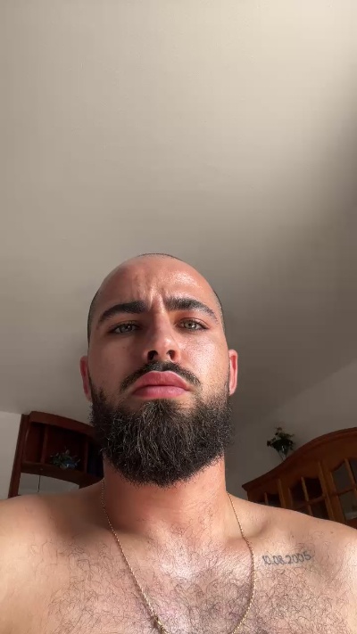 Aimar2020 live cam on Cam4