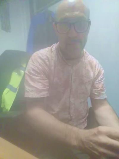 Aimechienne77 live cam on Cam4