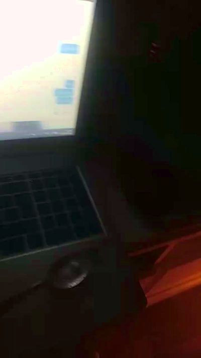 Aimechienne77 live cam on Cam4