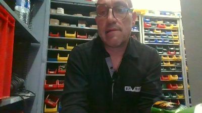 Aimechienne77 live cam on Cam4